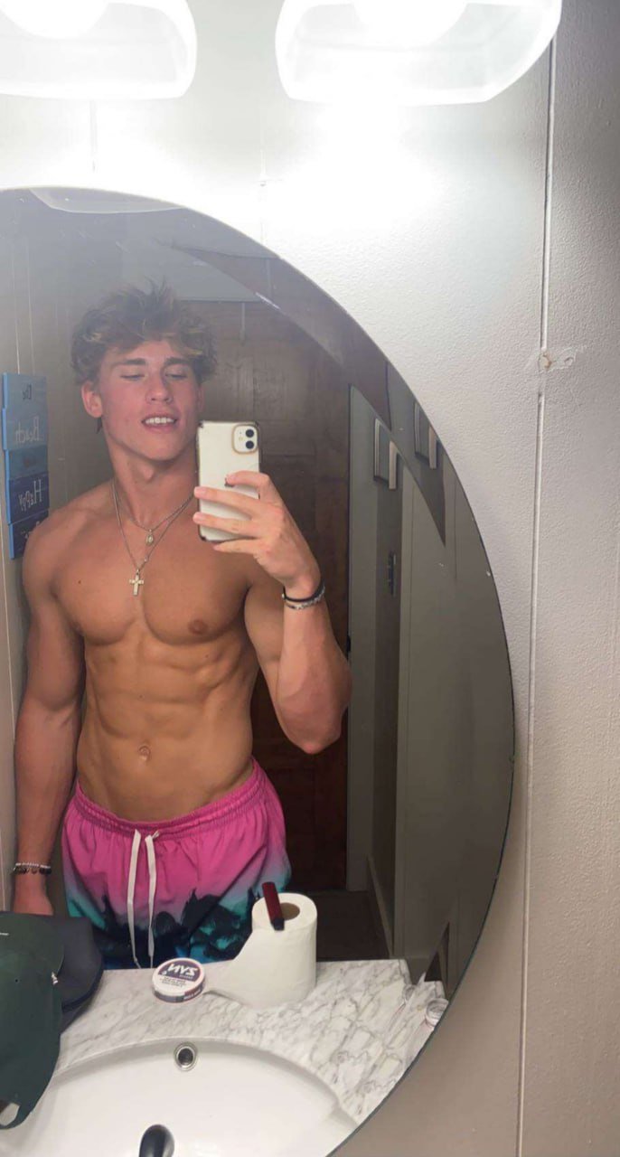 Sexy twink Grayson #dRrhVWei