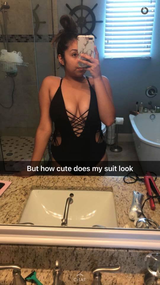 Sexy Chubby Latina Ex Fron ATX #loBAImoL