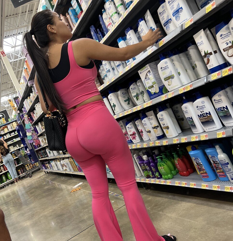 Latina bitch Walmart #XQGMSnuQ